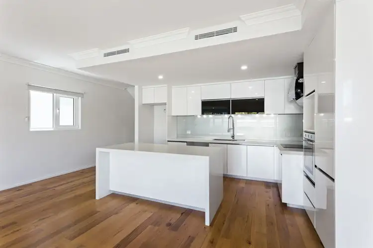 Fourth view of Homely house listing, 4/86 Hamilton Road, Spearwood WA 6163