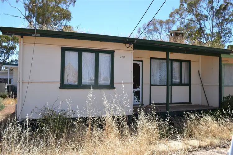 37A Lamond Street, Kununoppin WA 6489