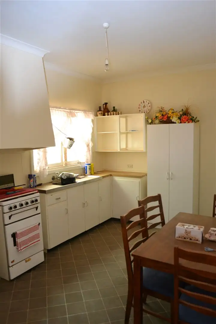 Sixth view of Homely semi-detached listing, 37A Lamond Street, Kununoppin WA 6489