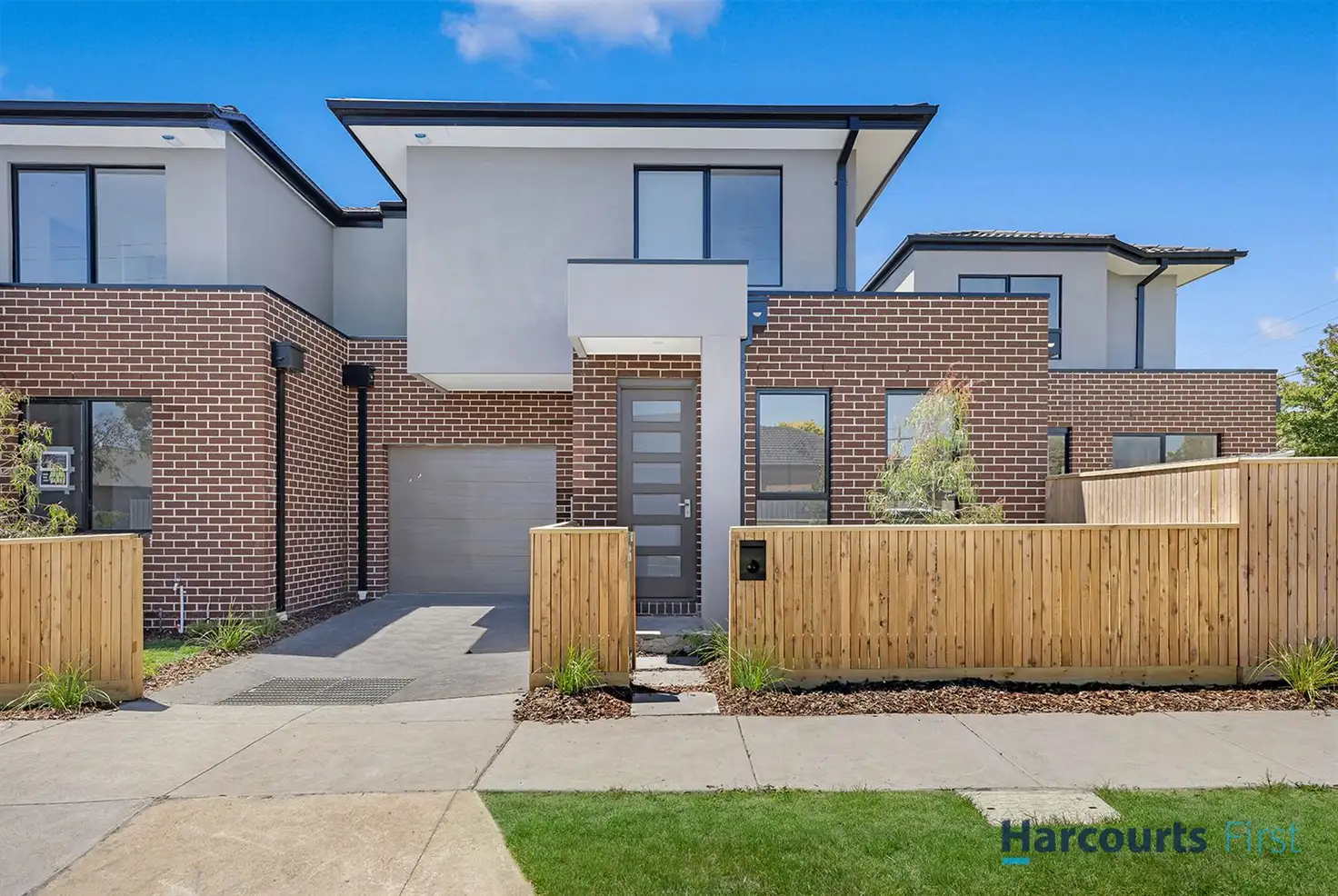 Main view of Homely townhouse listing, 2/15 Byron Street, Clayton South VIC 3169