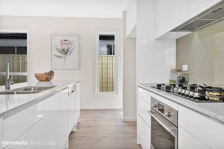 282 Oaklands Road, Park Holme SA 5043