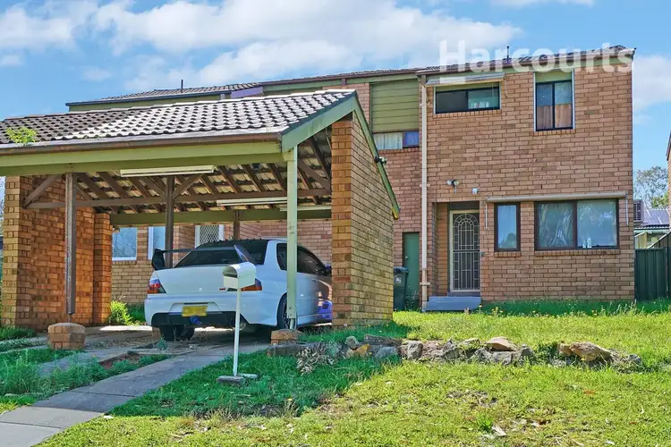 12 Green Lane, Bradbury NSW 2560