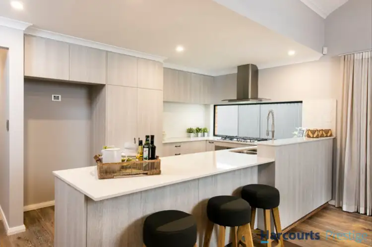 Sixth view of Homely house listing, 2 Bradstocks Grove, Southern River WA 6110