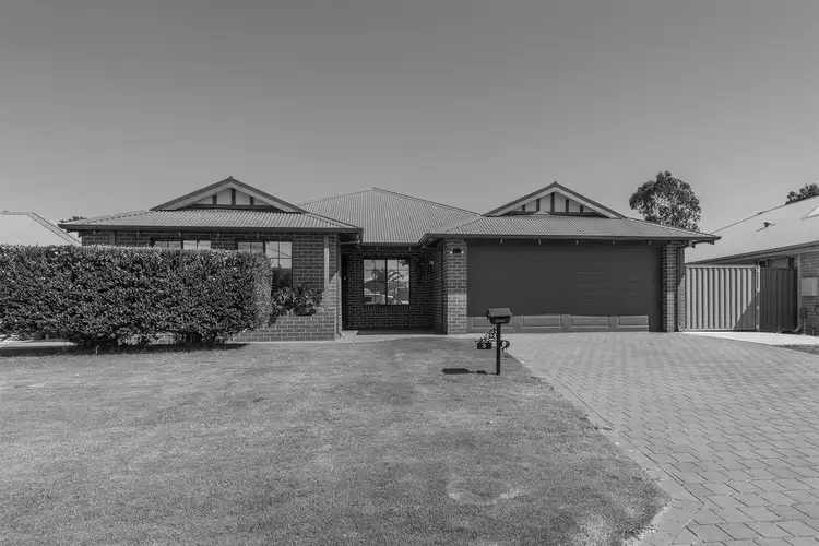 3 Goldseeker Loop, Ravenswood WA 6208