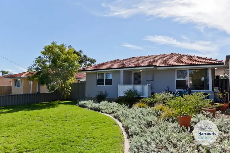 21 Kenwick Way, Balga WA 6061