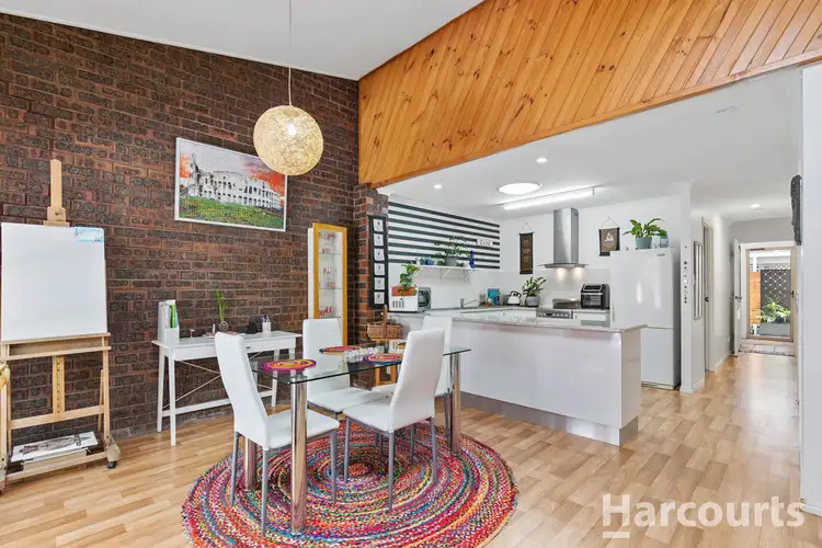 123 Freshwater Street