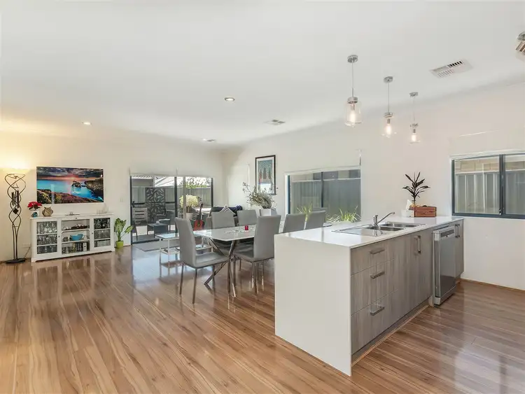Second view of Homely house listing, 20 Hobson Loop, Piara Waters WA 6112