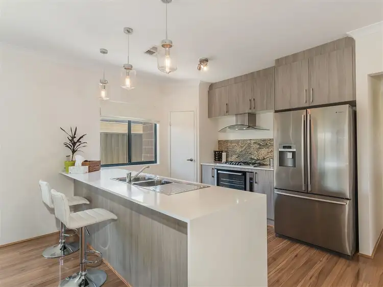 Sixth view of Homely house listing, 20 Hobson Loop, Piara Waters WA 6112