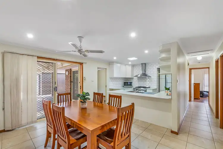 2 Hub Drive, Aberfoyle Park SA 5159
