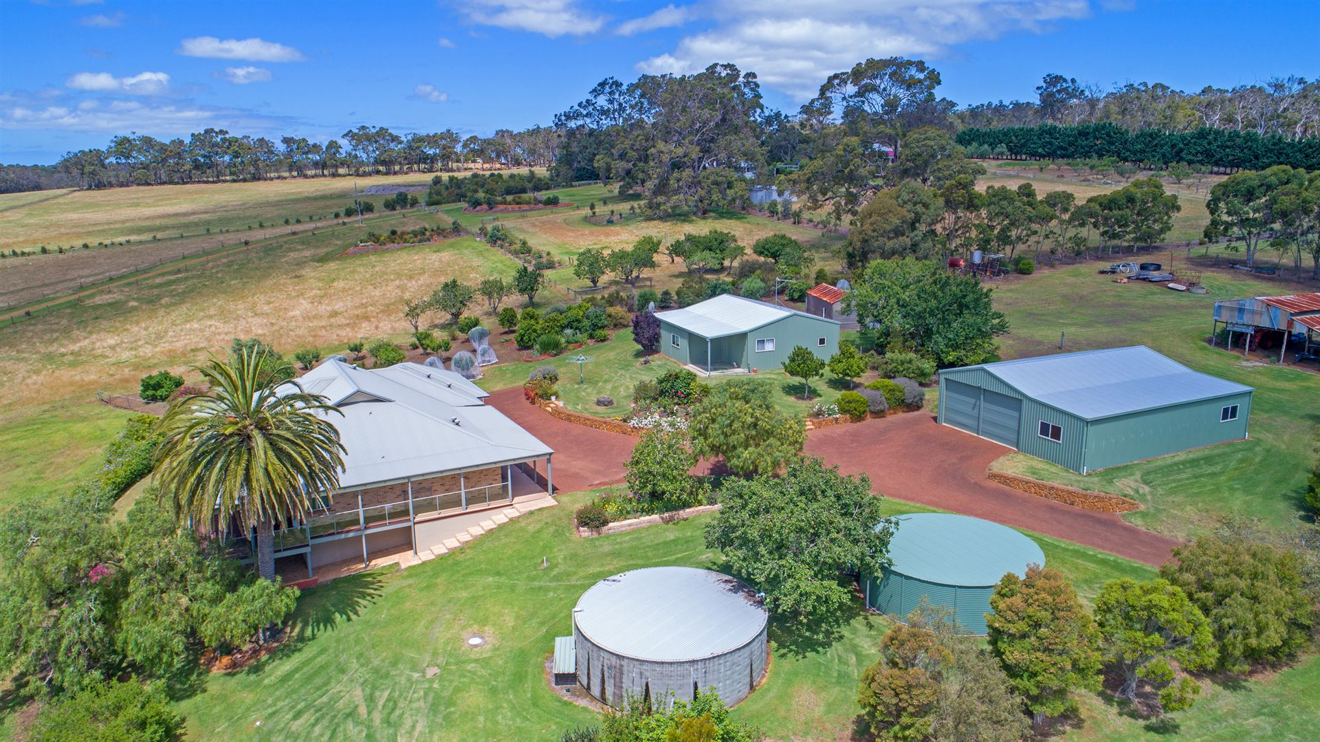 115 Riverside Road