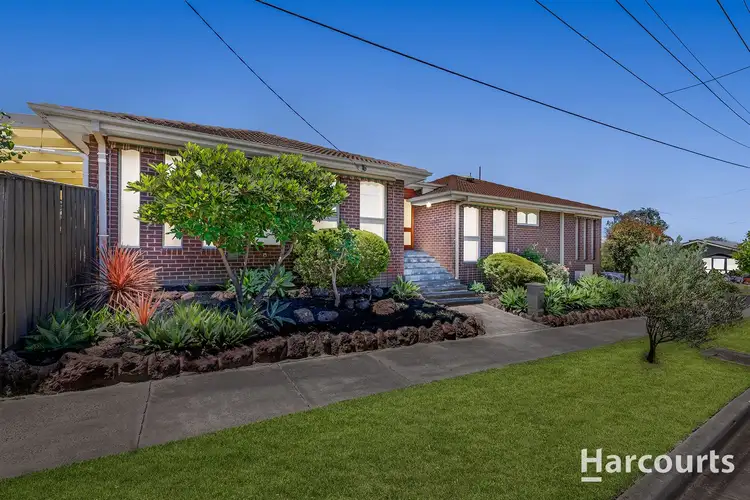 11 Charlnet Drive, Vermont South VIC 3133