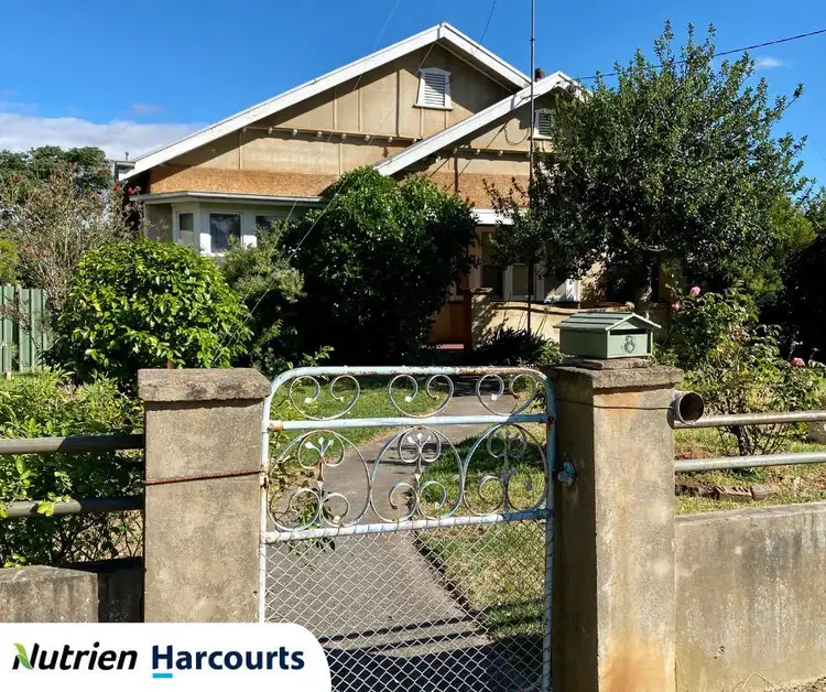 8 Jackson Street, Casterton VIC 3311