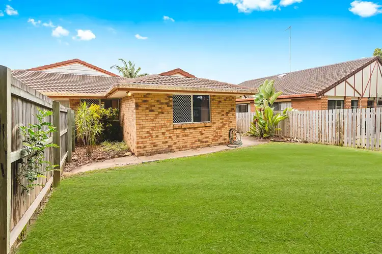 1/7 Corunna Crescent, Ashmore QLD 4214