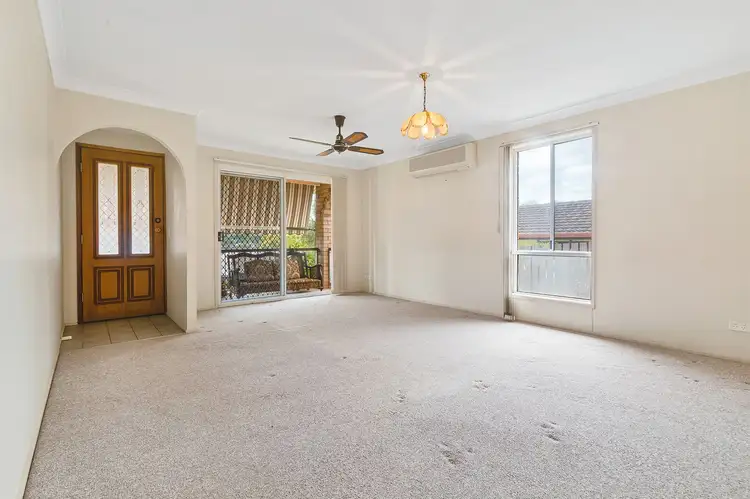 Second view of Homely semi-detached listing, 1/7 Corunna Crescent, Ashmore QLD 4214