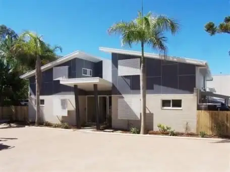 8/5 Birdwood Ave, Yeppoon QLD 4703
