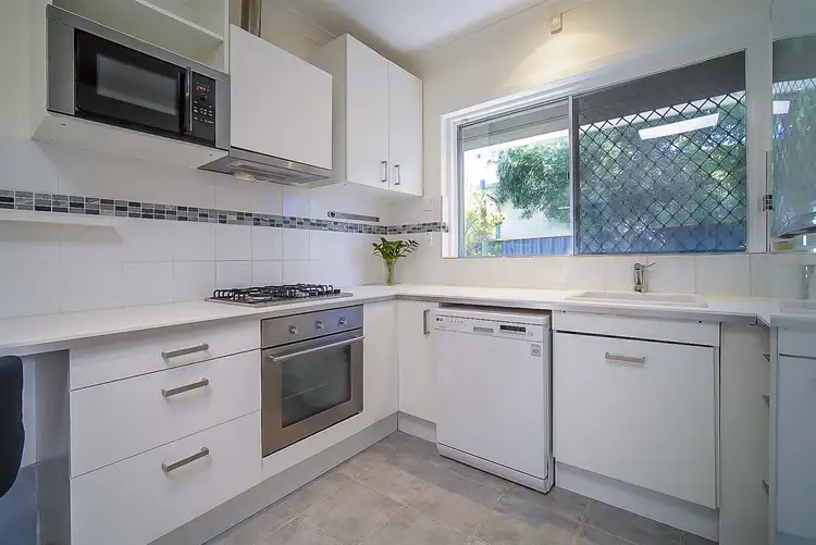 Seventh view of Homely house listing, 72 Ferdinand Crescent, Coolbellup WA 6163