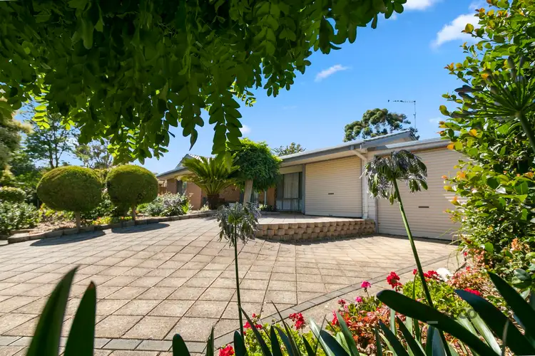 5 Upper Penneys Hill Road, Onkaparinga Hills SA 5163