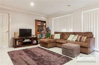 Fifth view of Homely house listing, 2 Larne Close, Berwick VIC 3806