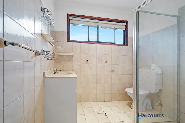 Sixth view of Homely house listing, 4 Nicola Court, Keilor East VIC 3033