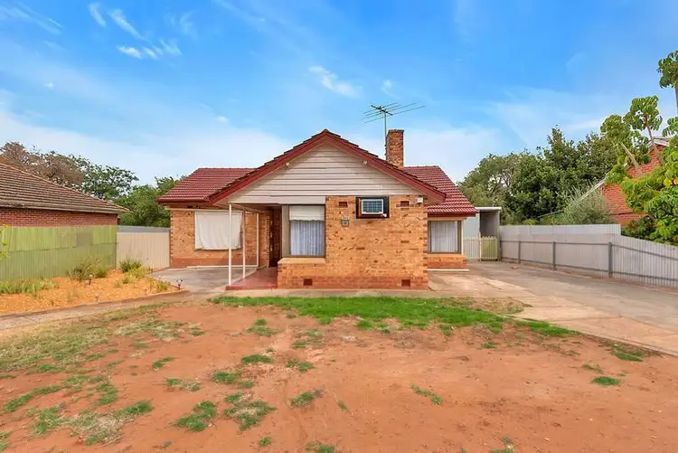 15 Midway Road, Elizabeth East SA 5112