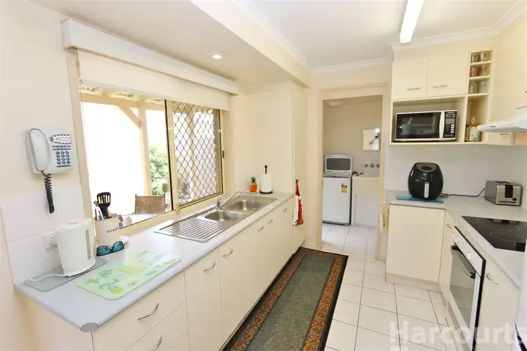 Fifth view of Homely townhouse listing, 2/20 Kangaroo Avenue, Bongaree QLD 4507