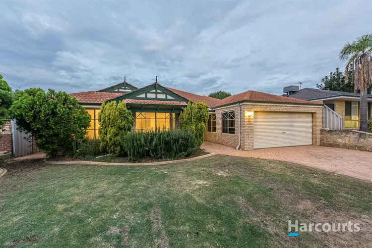 25 Eastleigh Loop, Currambine WA 6028
