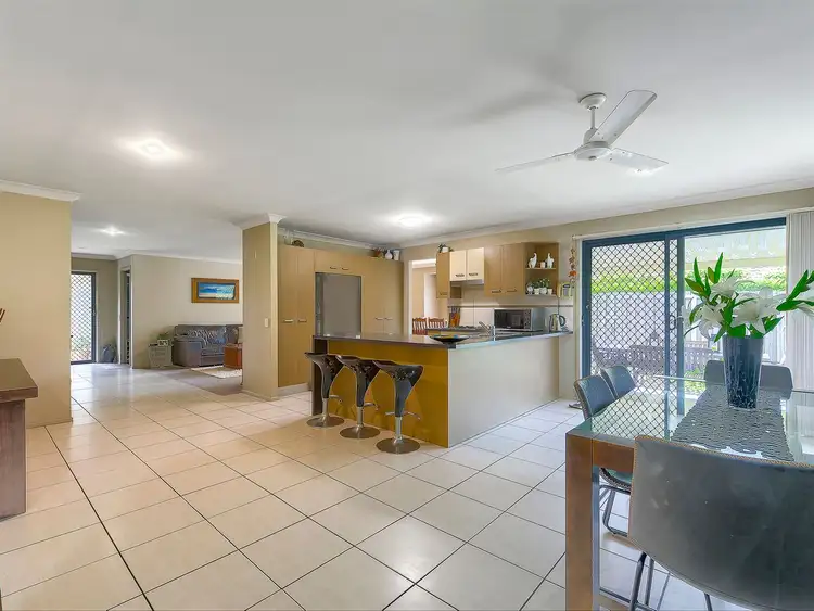 33 Macaranga Crescent, Carseldine QLD 4034