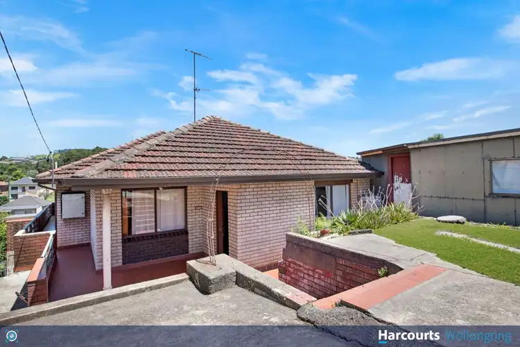 142 Lake Avenue, Cringila NSW 2502