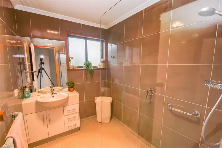 Fourth view of Homely unit listing, 2/17 O'Connor Street, Horsham VIC 3400
