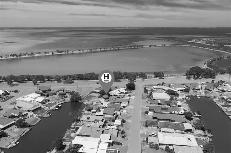 2 Woolah Place, South Yunderup WA 6208