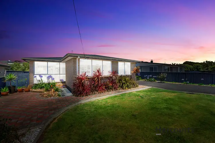 8 Esplanade, Turners Beach TAS 7315