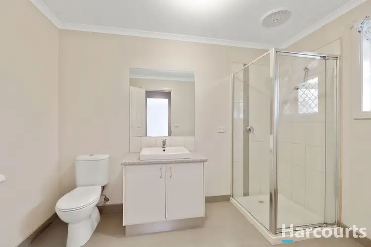 Sixth view of Homely house listing, 3 Kristan Court, Drouin VIC 3818
