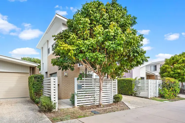 6/23 Essencia Avenue, Dakabin QLD 4503