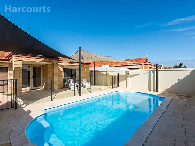 45 Cadoux Loop, Hocking WA 6065