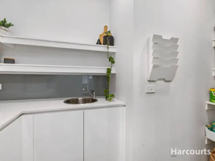 Fifth view of Homely house listing, 18 Collingwood Drive, Trafalgar VIC 3824