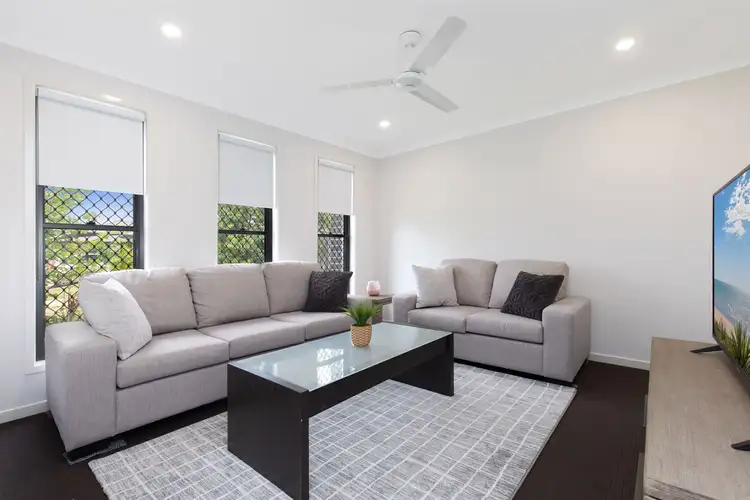 Second view of Homely house listing, 16 Lillee Ct, Urangan QLD 4655