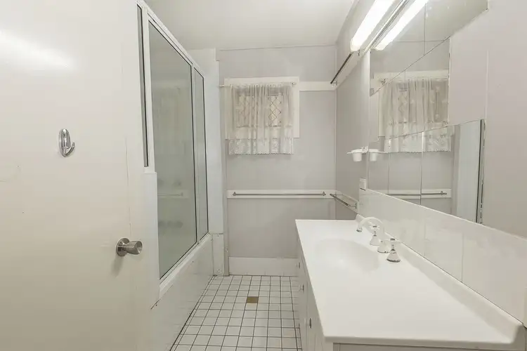 Third view of Homely house listing, 3 Maple Court, Kirwan QLD 4817