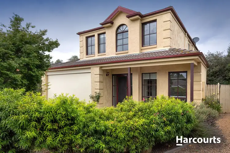 5 Mittagong Court, Berwick VIC 3806