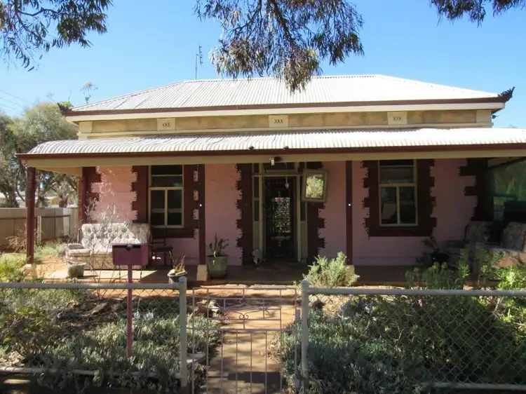 62 Bourke Street, Peterborough SA 5422