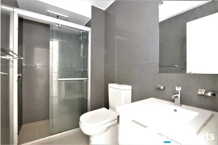 Fourth view of Homely apartment listing, 15/40 Koornang Road, Carnegie VIC 3163