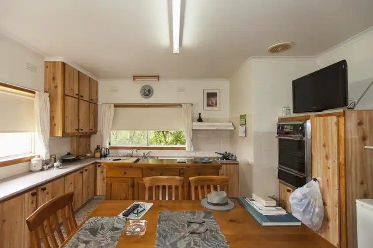 Sixth view of Homely house listing, 28 Leach Road, Lake Bolac VIC 3351