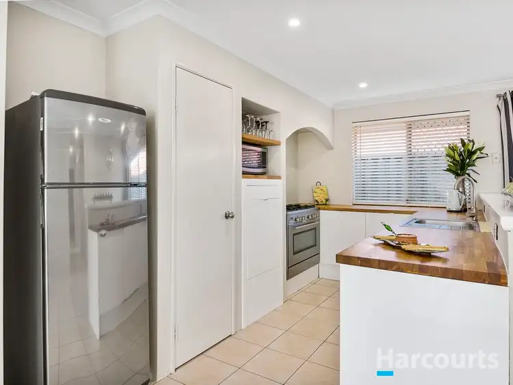 Sixth view of Homely house listing, 4 Arbroath Circle, Kinross WA 6028