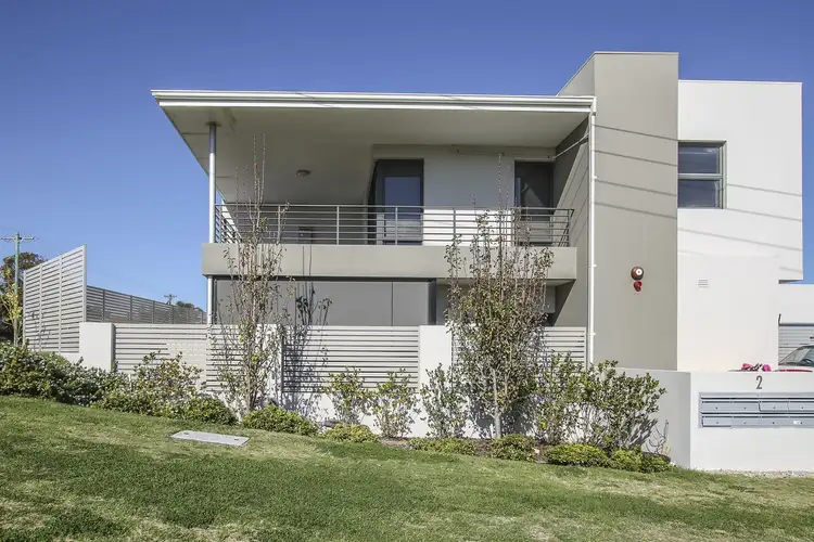 1/2 Scroop Way, Spearwood WA 6163