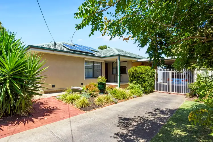 27 Barnabas Crescent, Christie Downs SA 5164