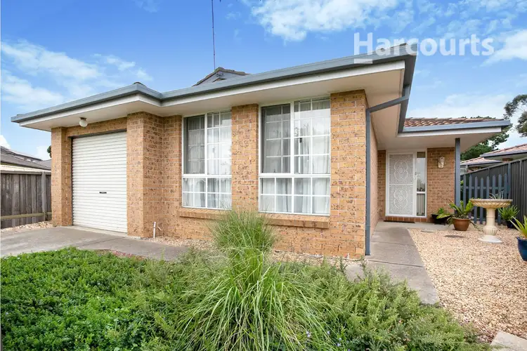 25 Alyan Place, St Helens Park NSW 2560