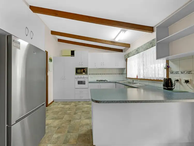 Second view of Homely house listing, 9 Simpson Street, Oxley VIC 3678