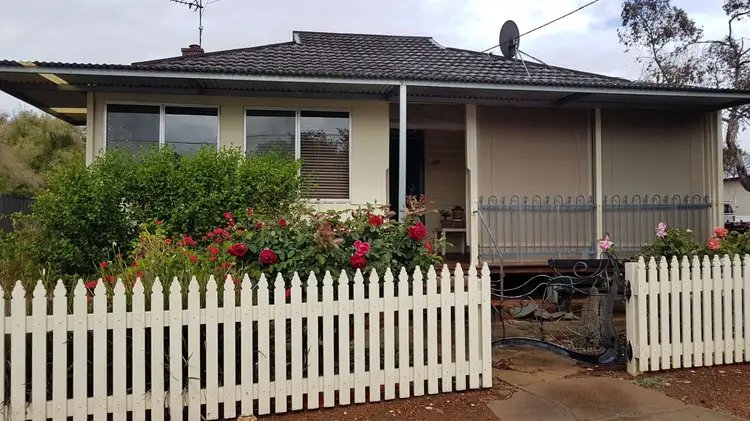 50 Cailes St, Boyup Brook WA 6244
