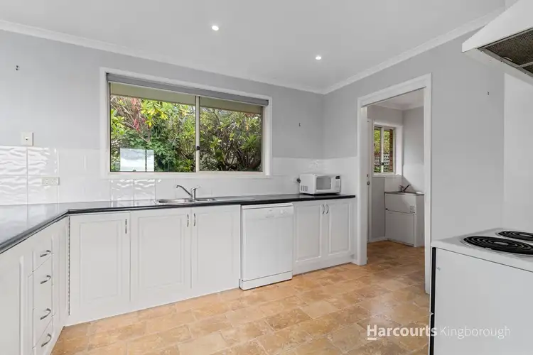 Fifth view of Homely villa listing, 1/16 Pearsall Avenue, Blackmans Bay TAS 7052