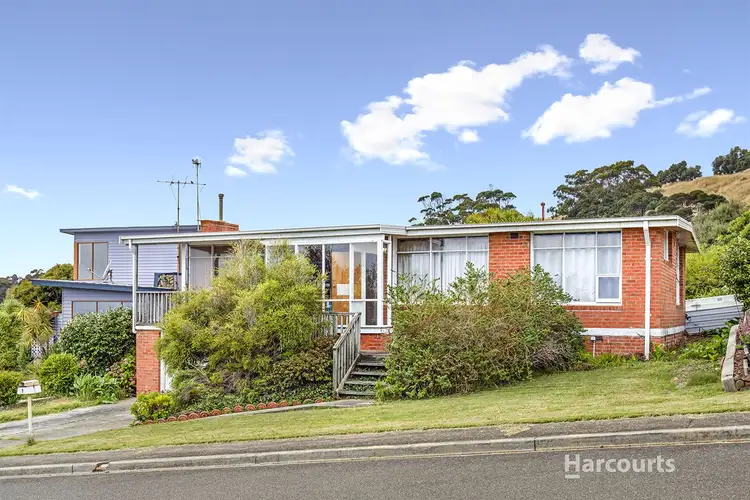 9 Frederick Street, Ocean Vista TAS 7320