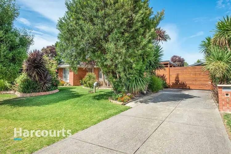 18 Warranqite Crescent, Hastings VIC 3915